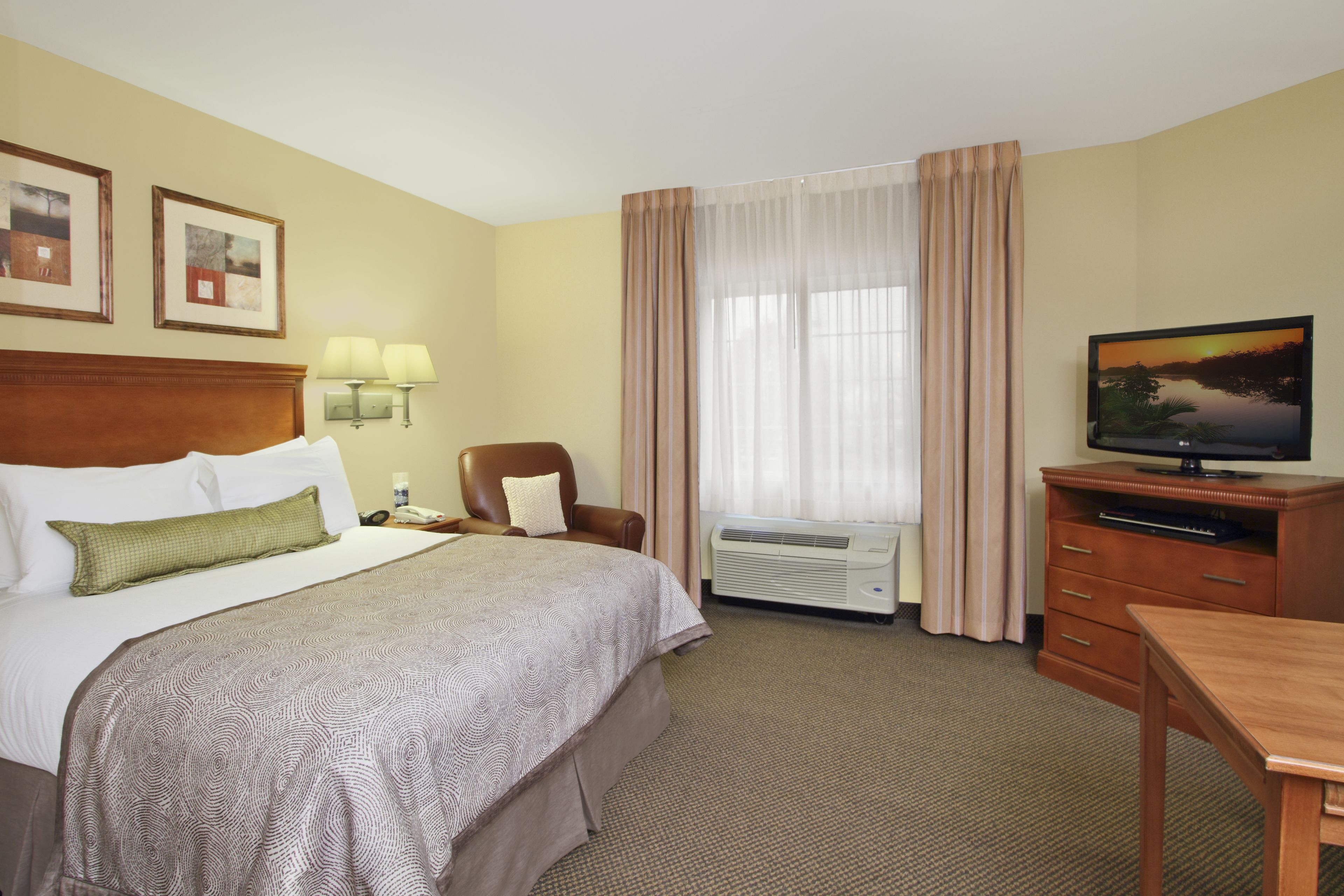 Candlewood Suites Norfolk Airport