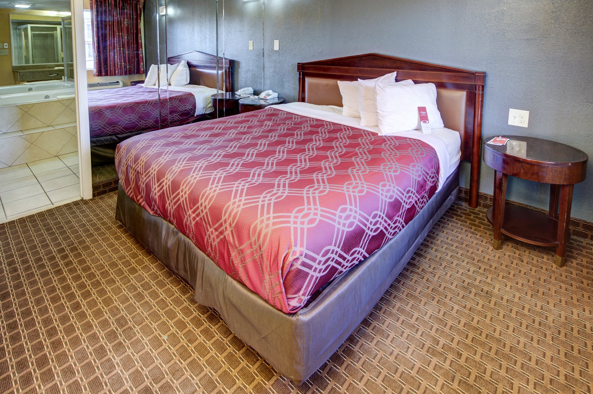 Econo Lodge at Military Circle