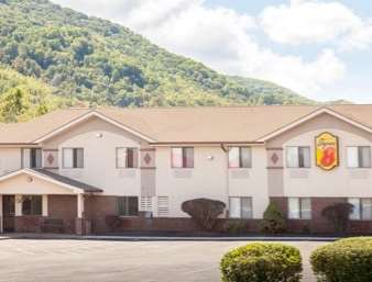 Super 8 by Wyndham Norton VA