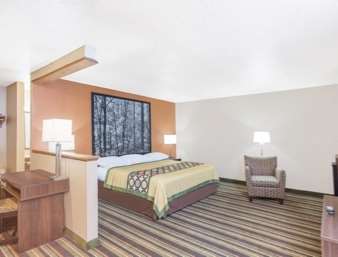Super 8 by Wyndham Norton VA