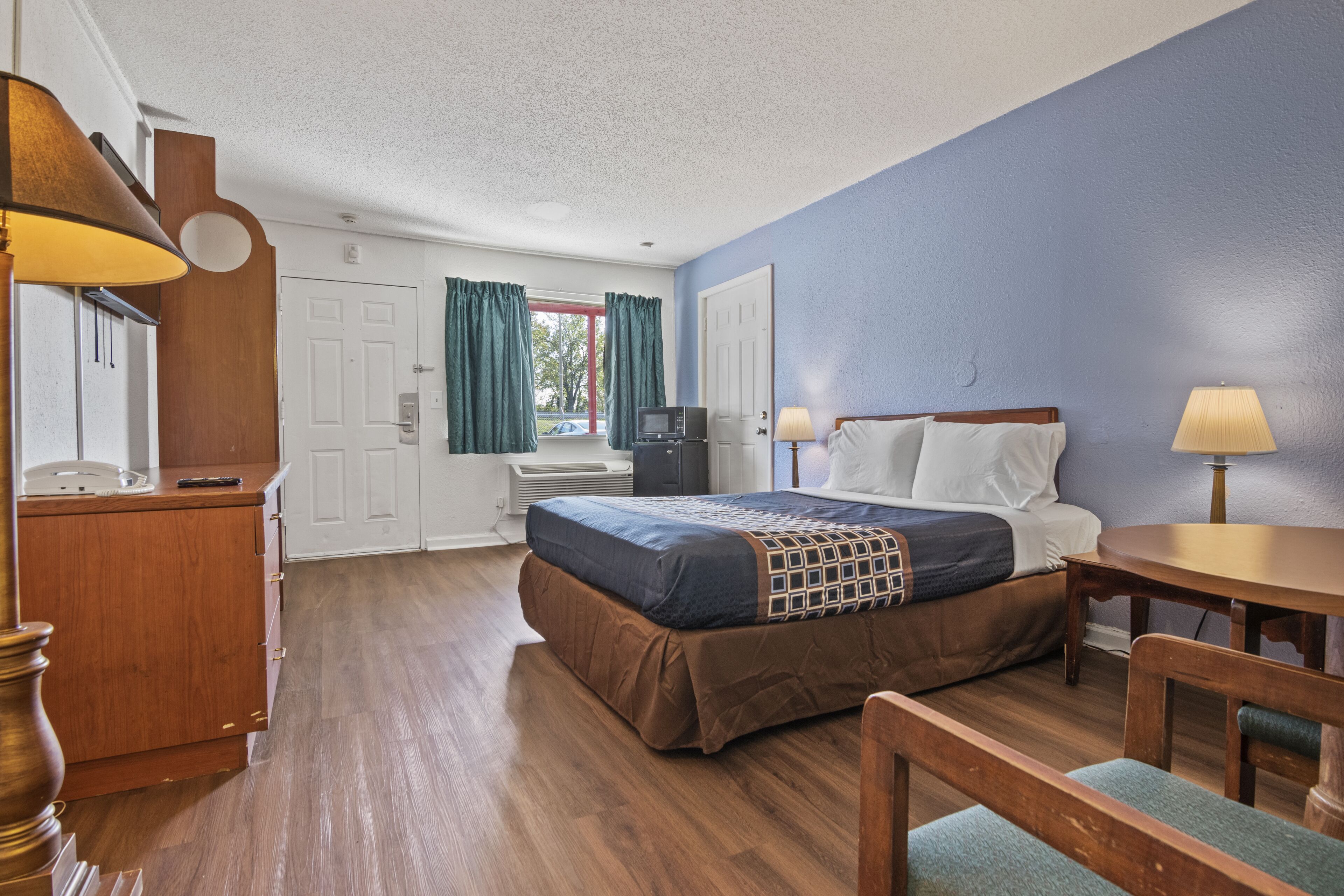 Economy Lodge Portsmouth