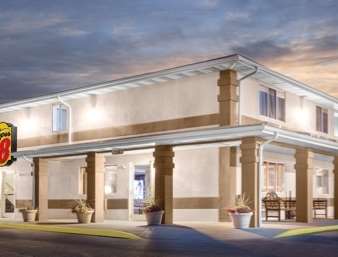 Super 8 by Wyndham Richlands/Claypool Hill Area