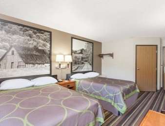 Super 8 by Wyndham Richlands/Claypool Hill Area