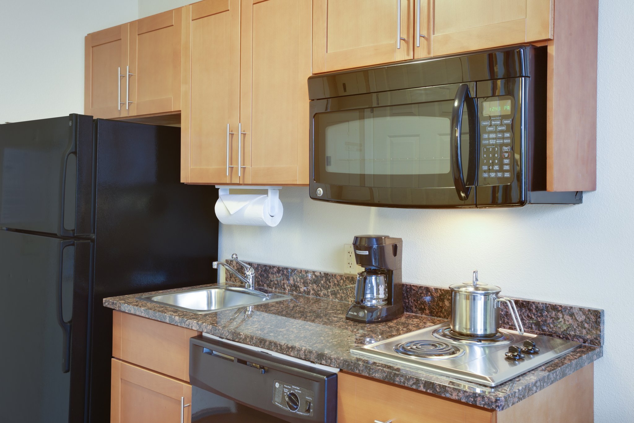 Candlewood Suites Richmond Airport
