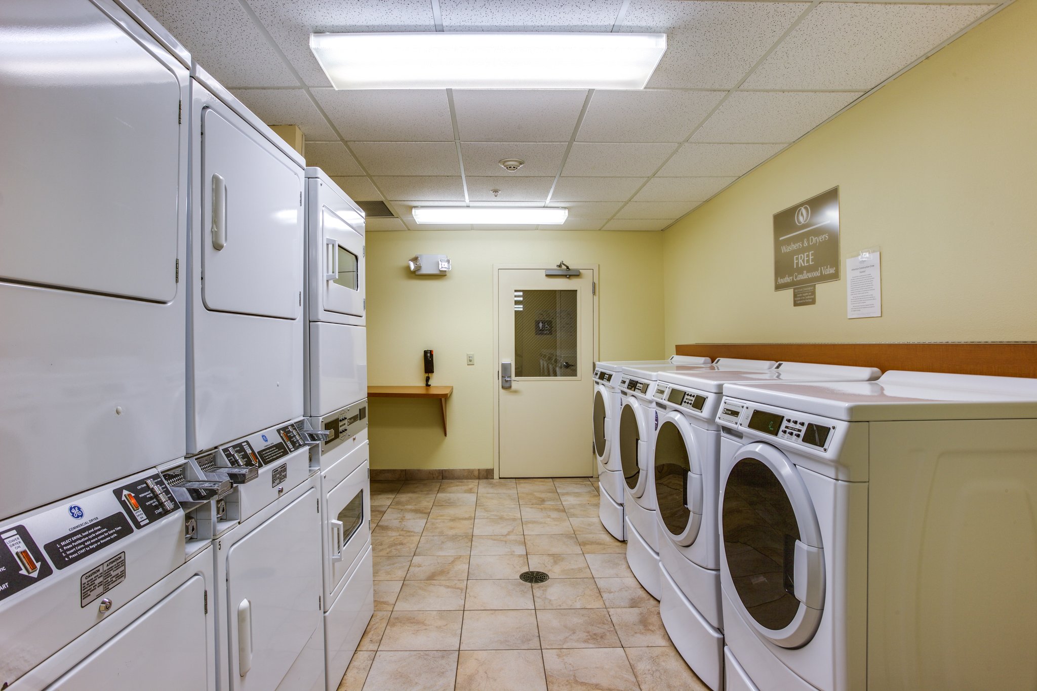 Candlewood Suites Richmond Airport