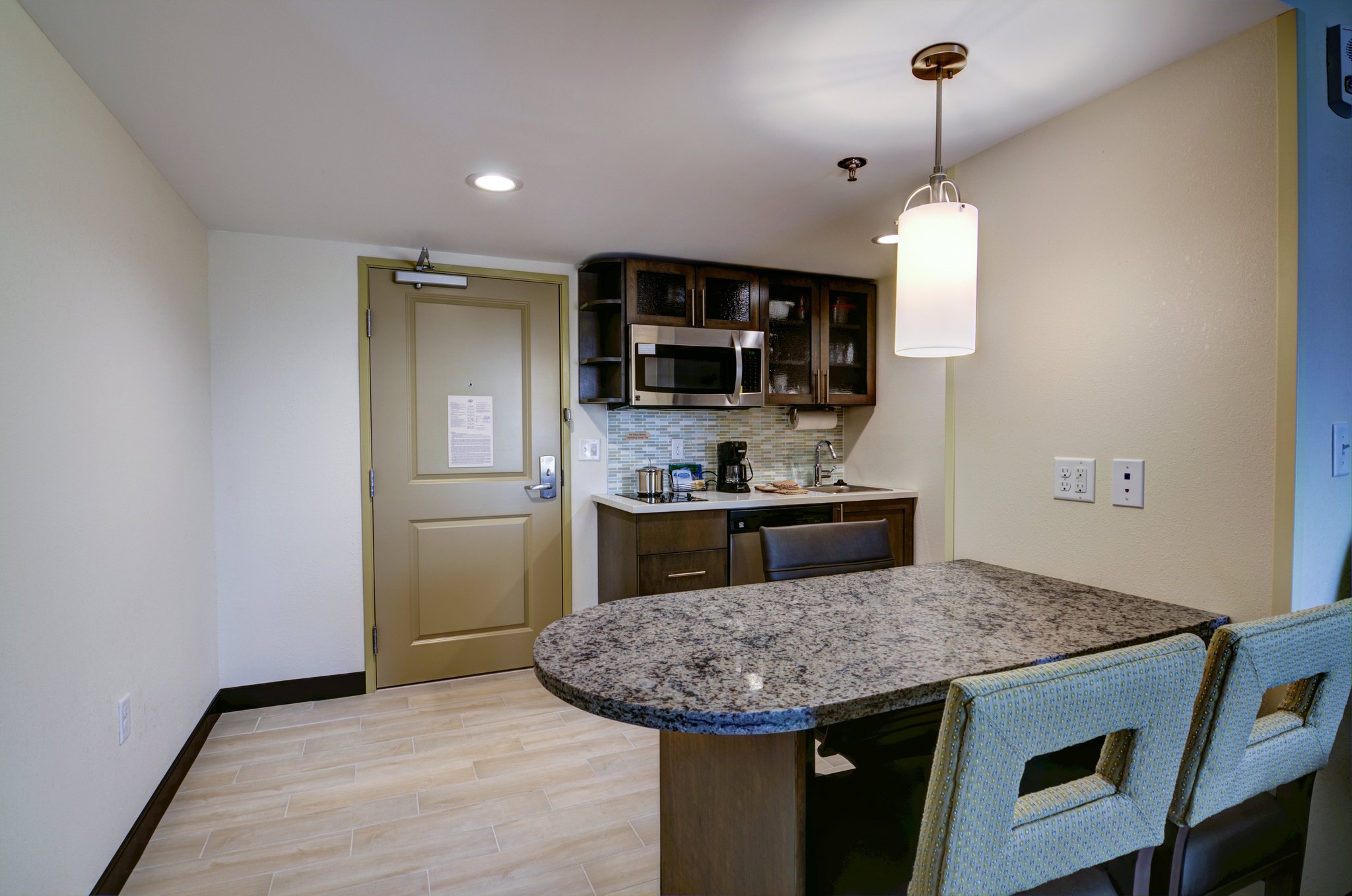Candlewood Suites Richmond - West Broad