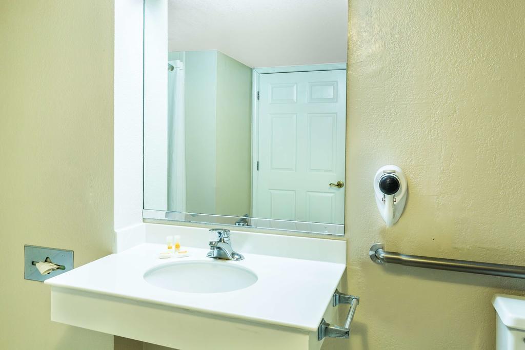Econo Lodge Richmond North Chesterfield