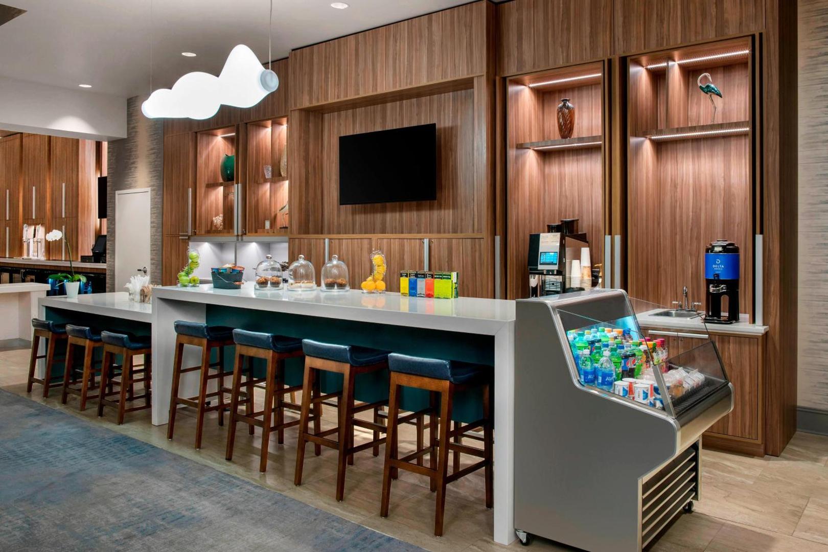 Delta Hotels Richmond Downtown