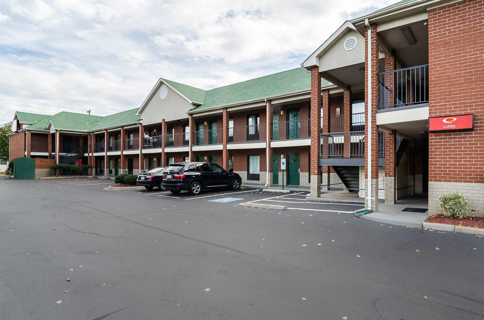 Econo Lodge Richmond (Brook Road)