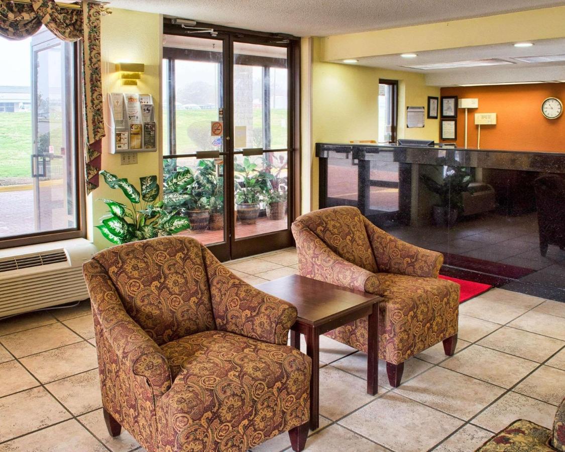 Econo Lodge Richmond West Broad