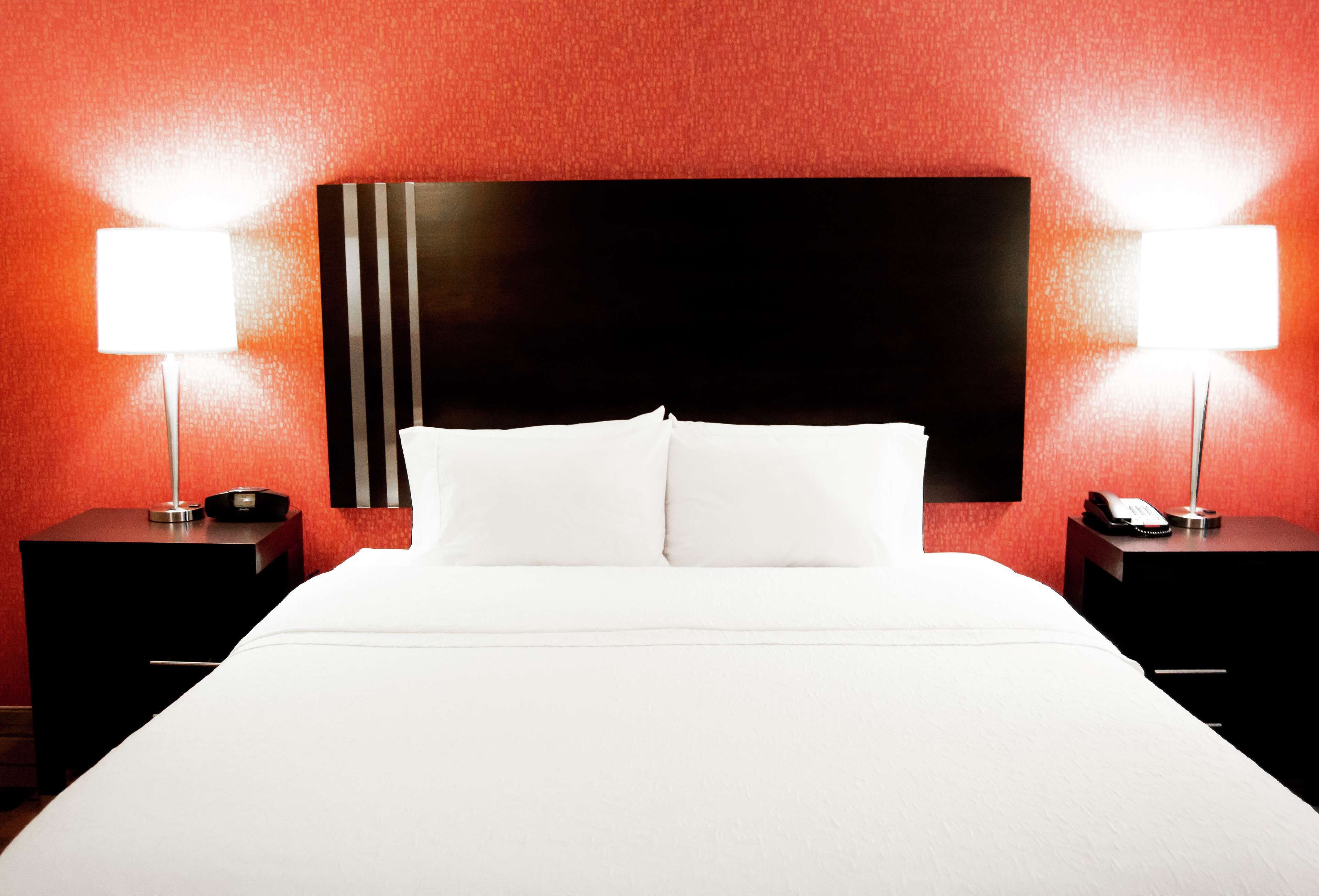 Hampton Inn and Suites Richmond/Glenside