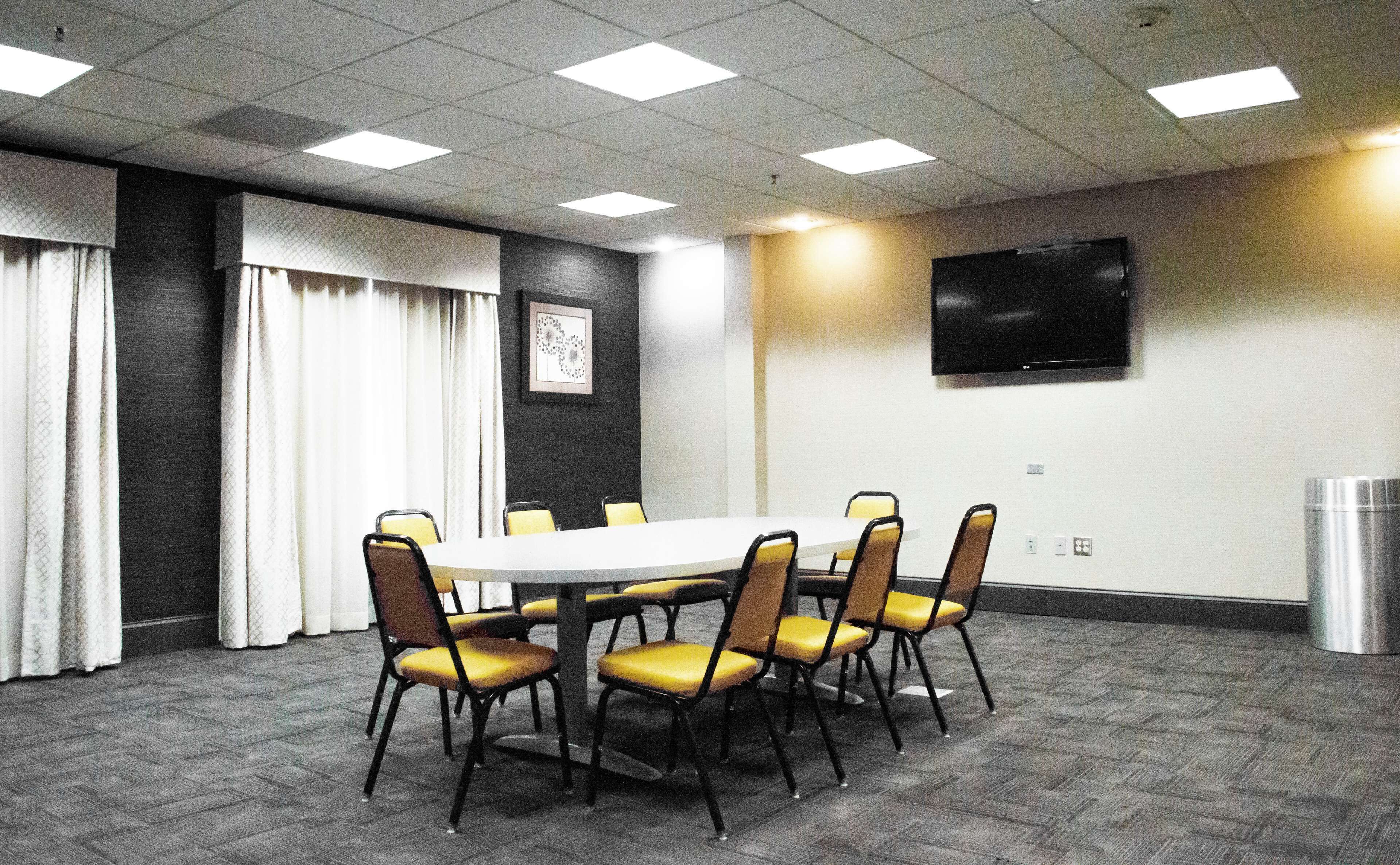 Hampton Inn and Suites Richmond/Glenside