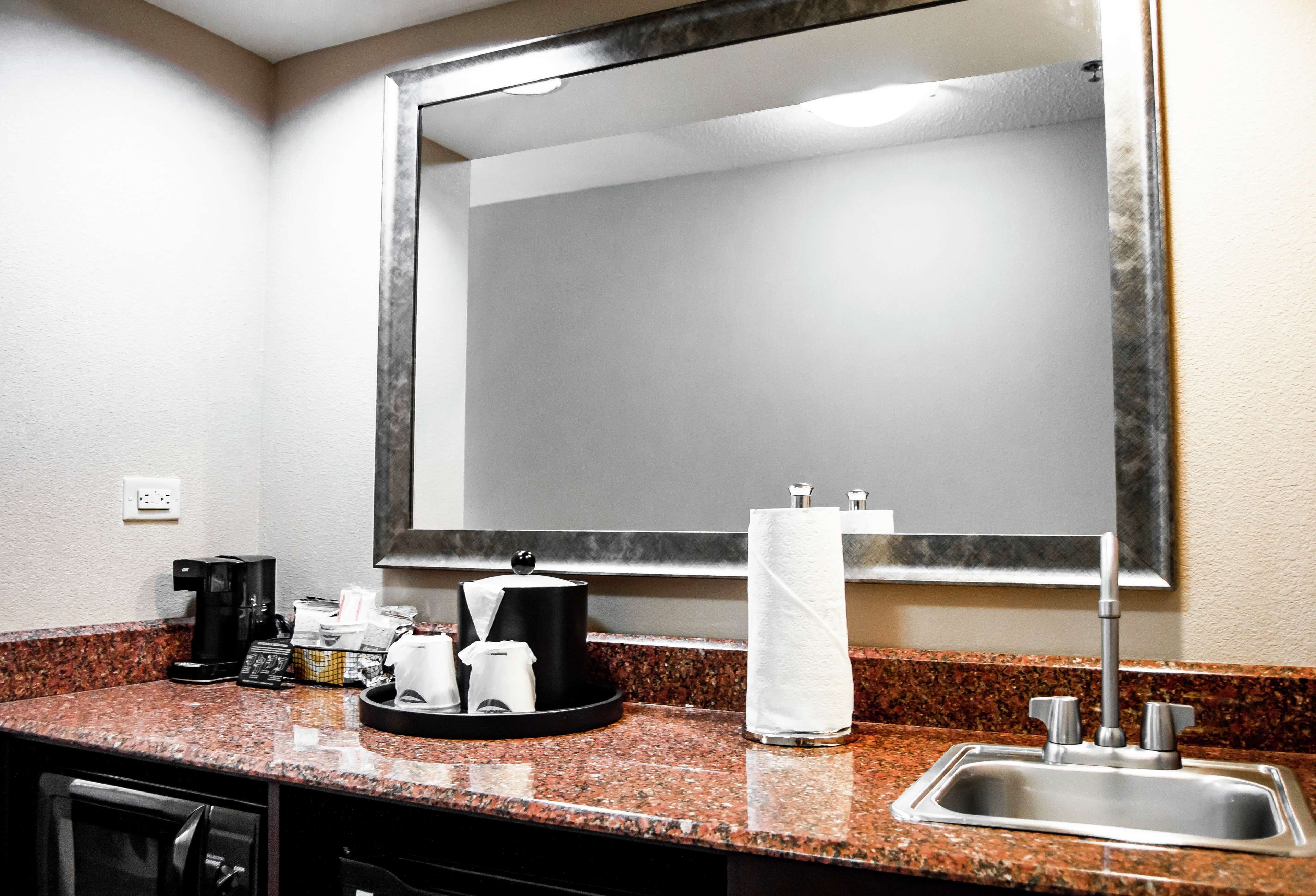 Hampton Inn and Suites Richmond/Glenside