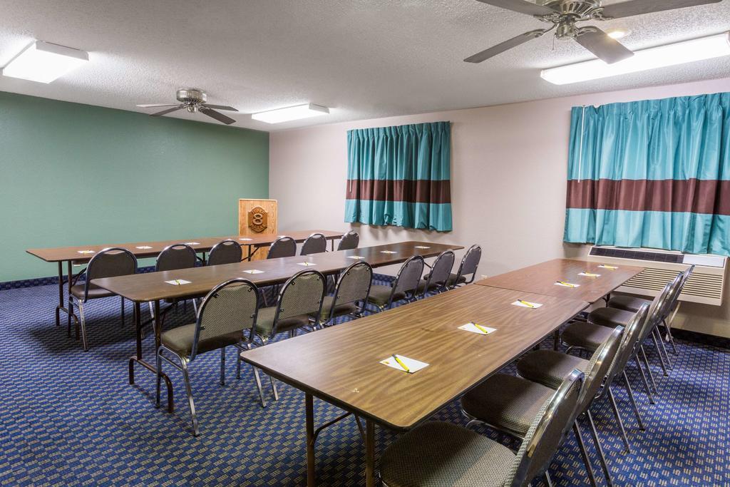 Super 8 by Wyndham Richmond Midlothian Turnpike