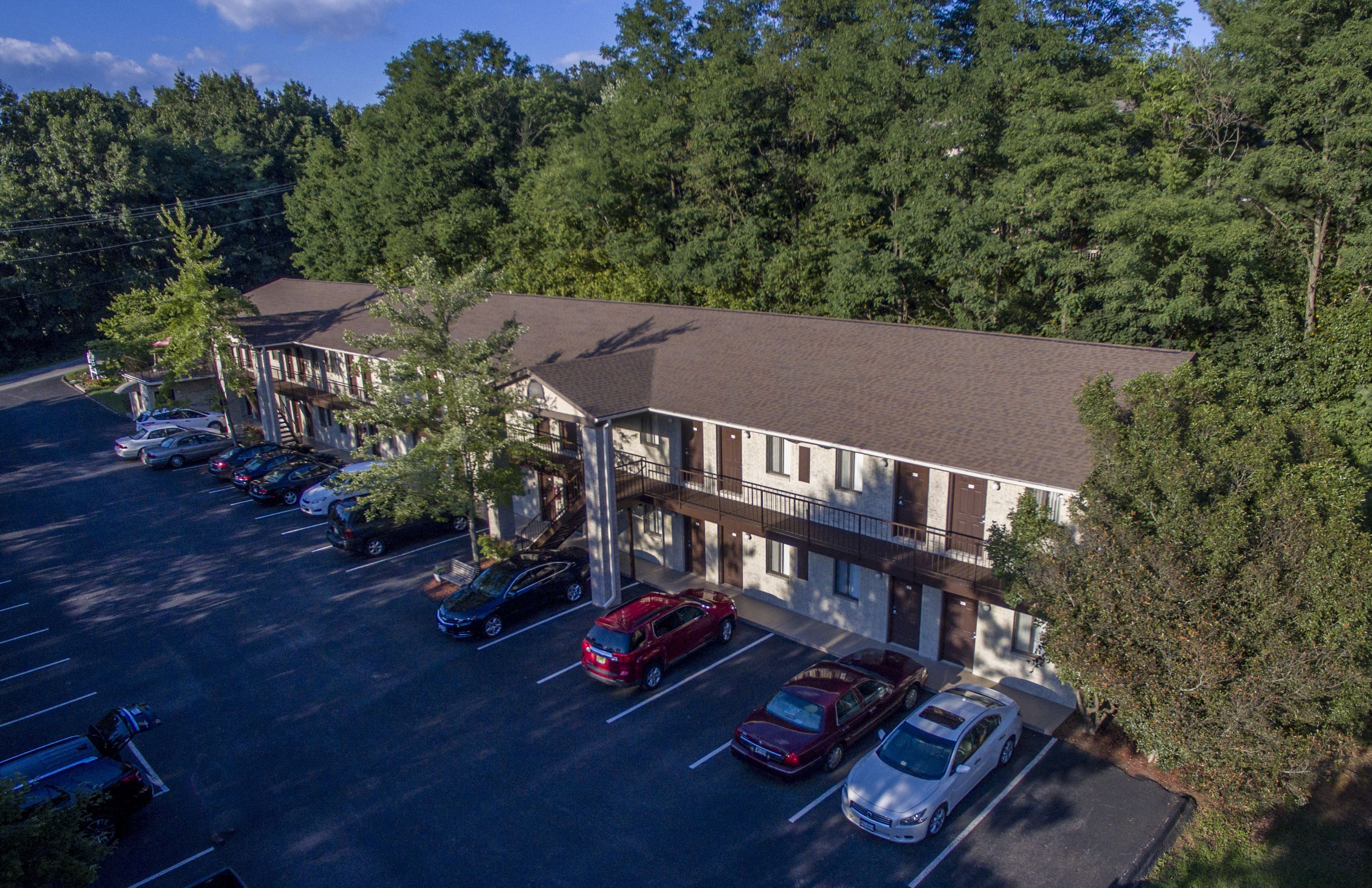 Affordable Corporate Suites of Overland Drive