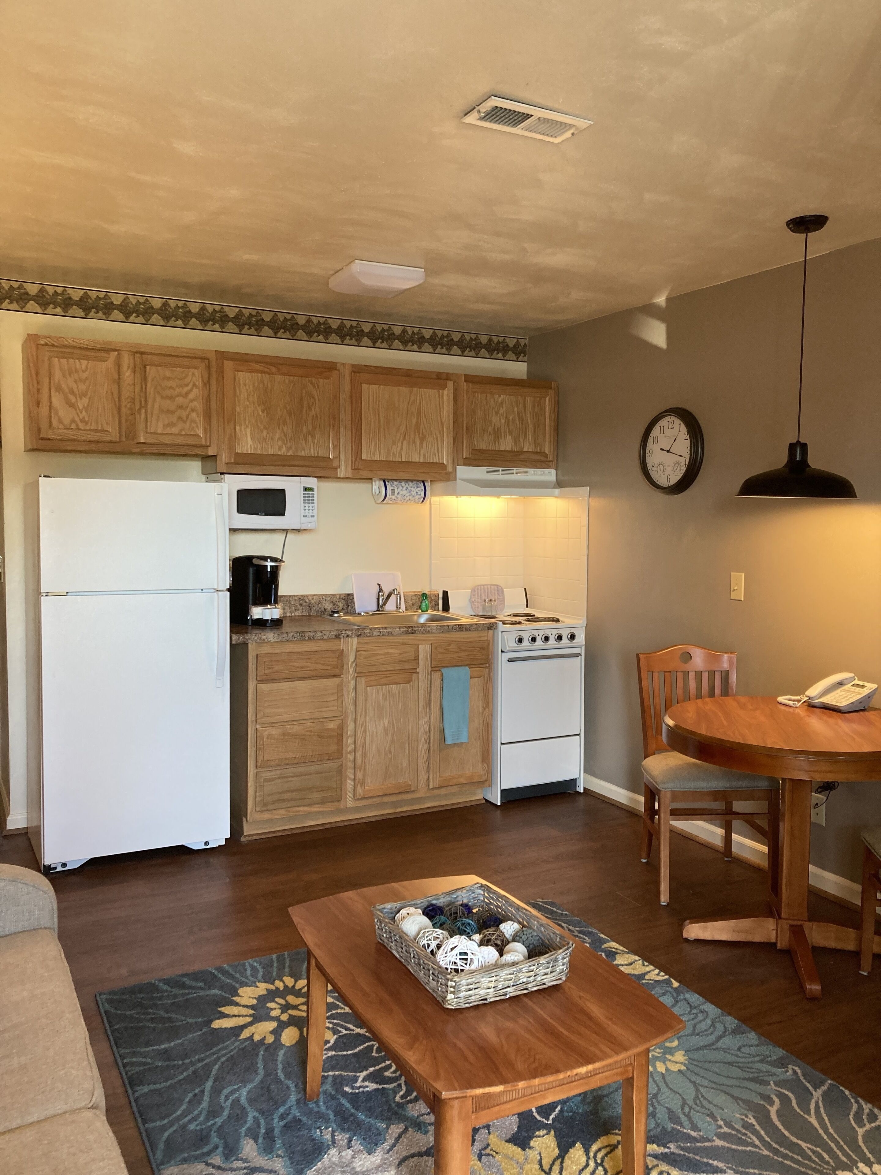 Affordable Corporate Suites of Overland Drive