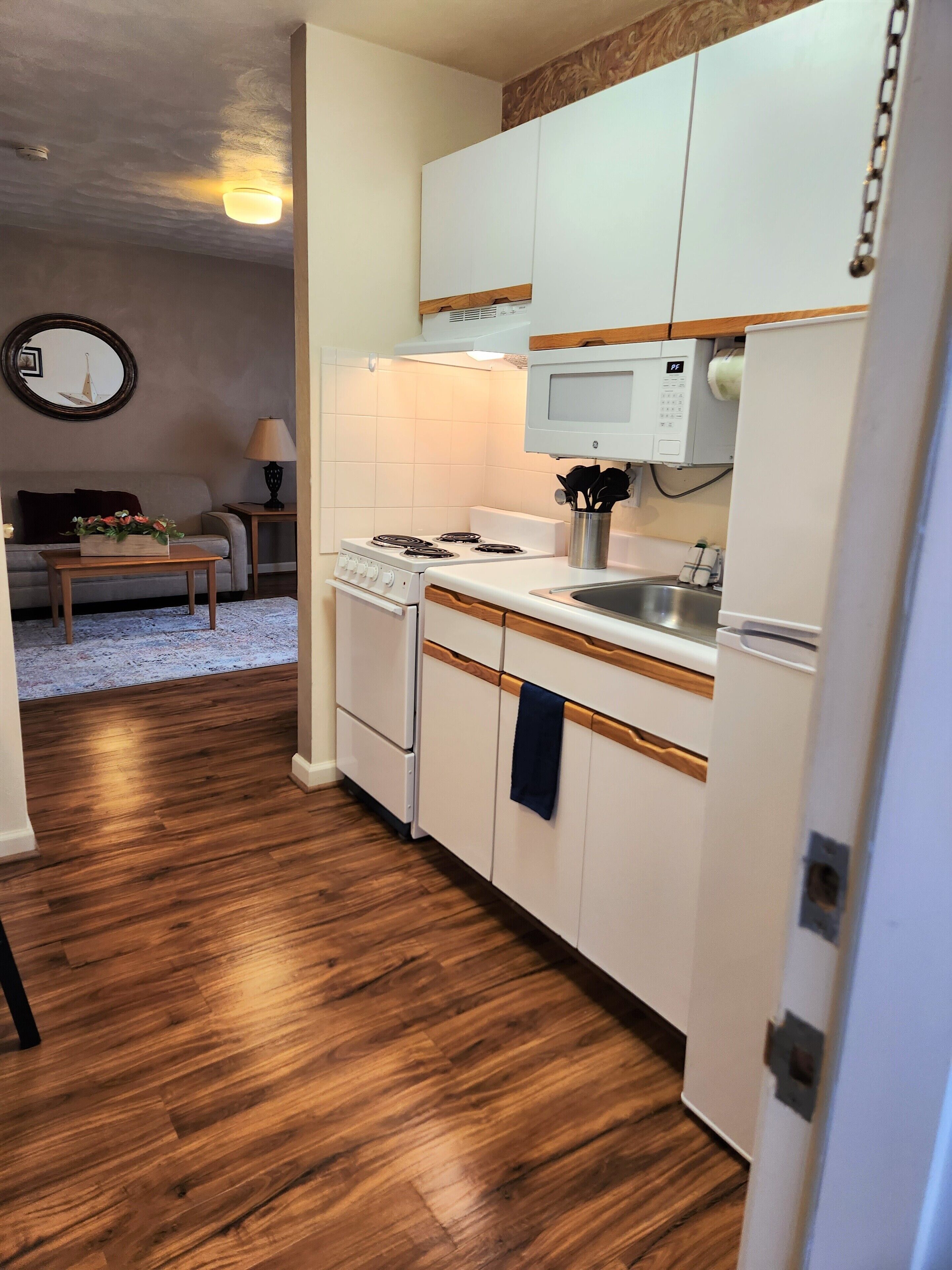 Affordable Corporate Suites of Overland Drive