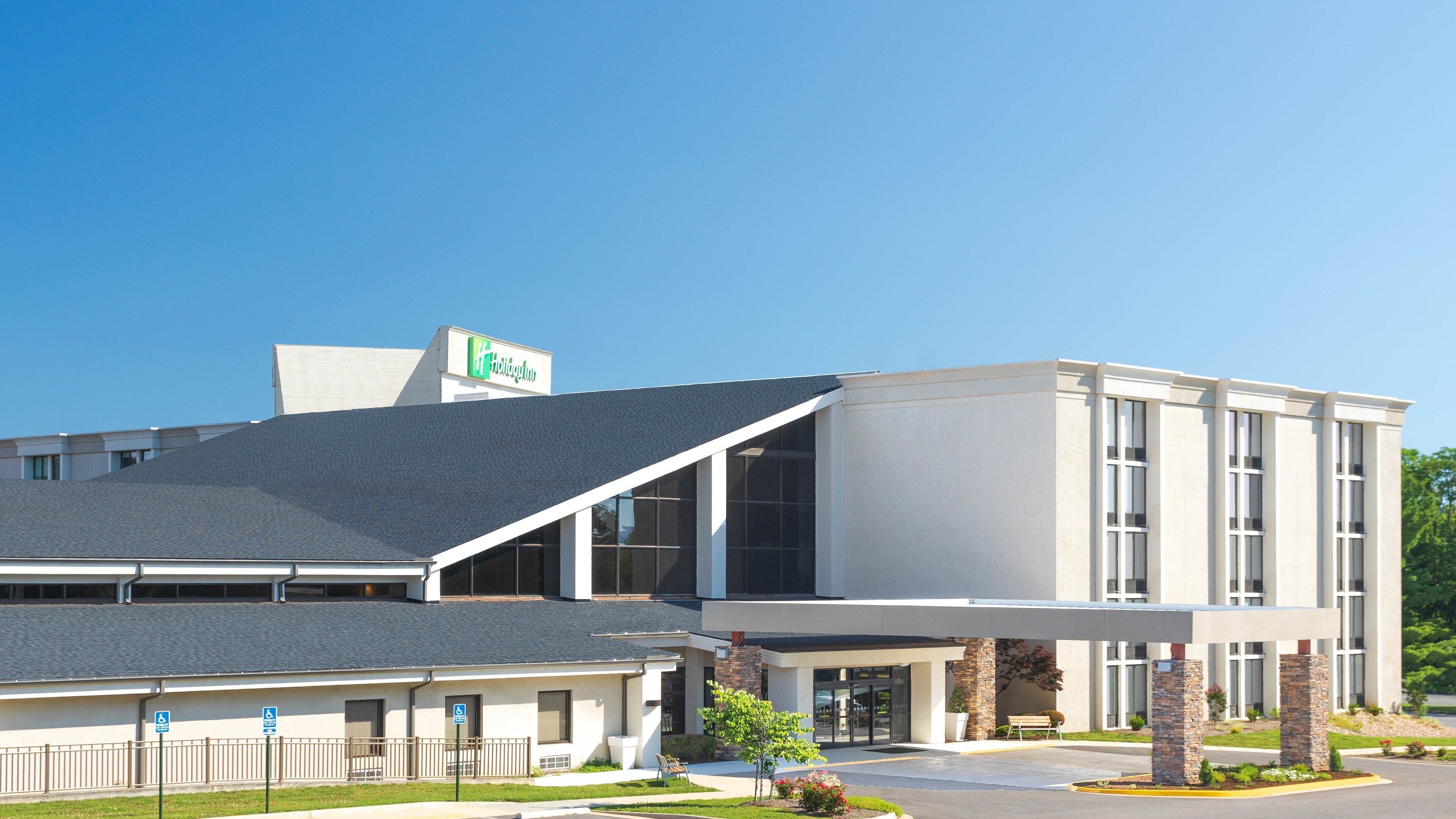 Holiday Inn Roanoke Airport-Conference CTR