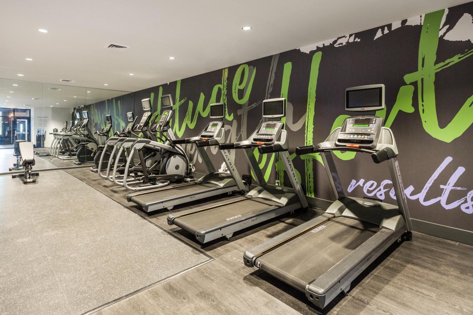 Holiday Inn Roanoke Airport-Conference CTR