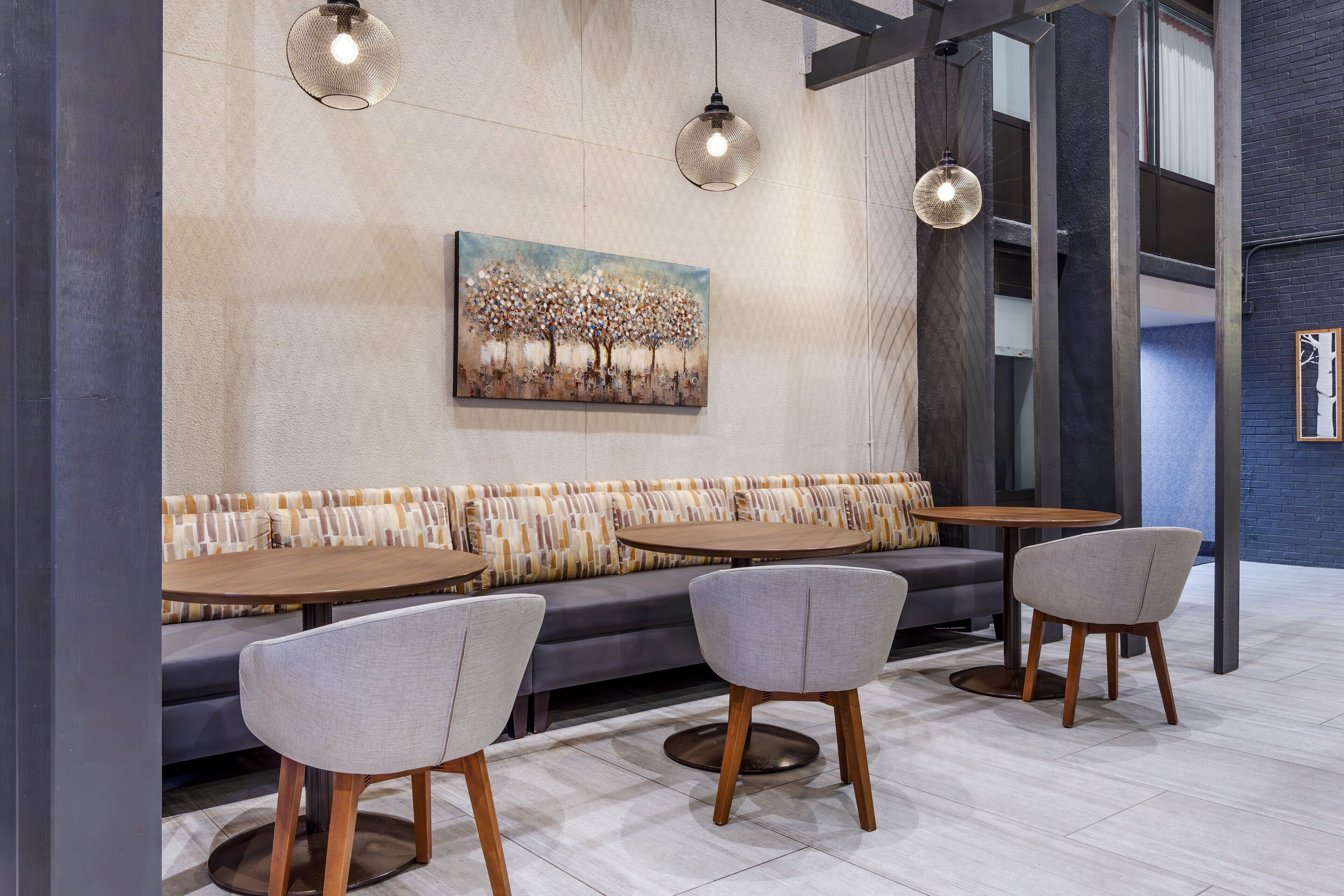 Holiday Inn Roanoke Airport-Conference CTR