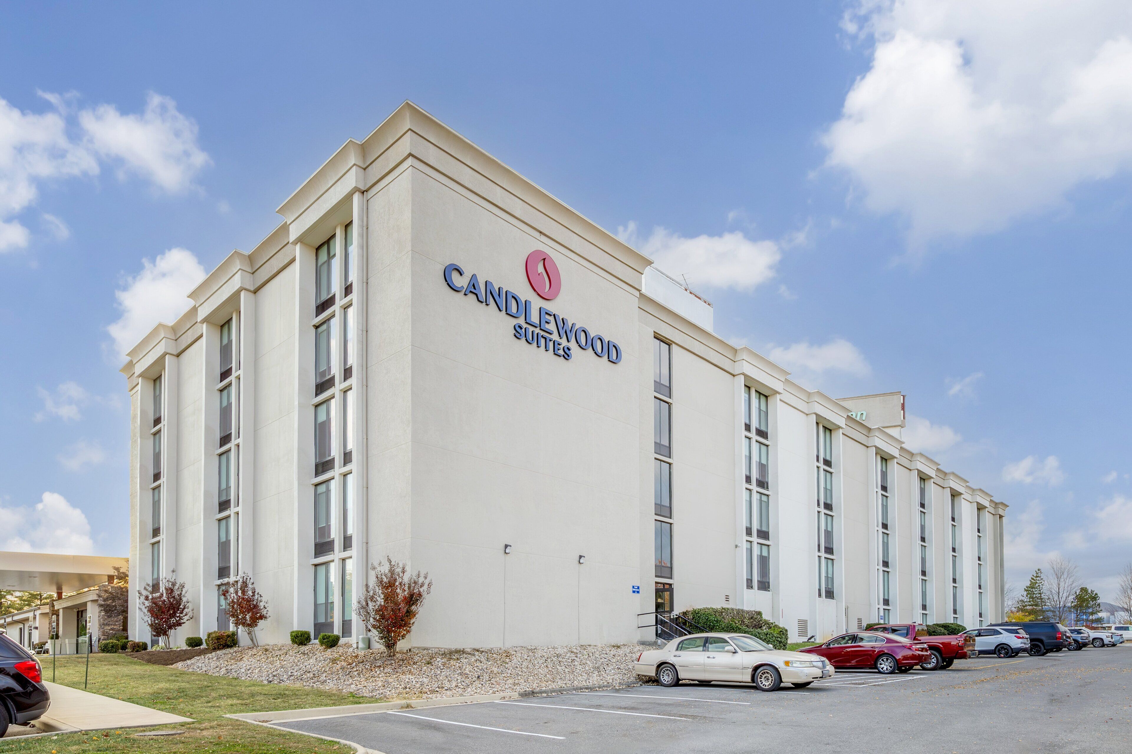 Holiday Inn Roanoke Airport-Conference CTR