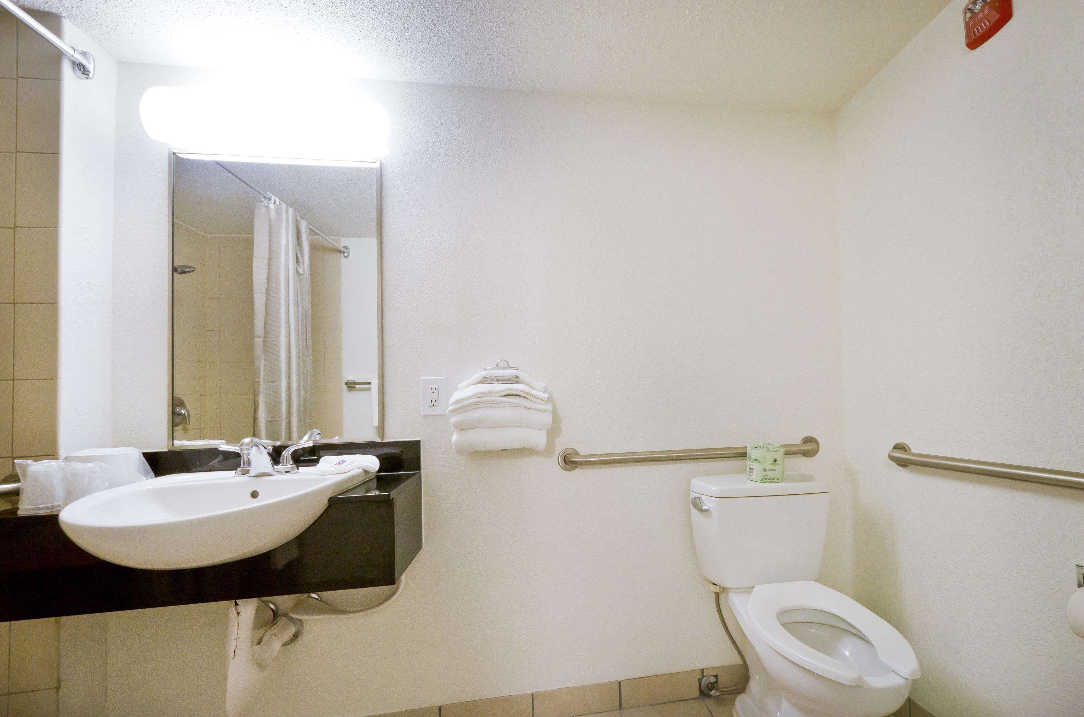 Motel 6 Springfield, VA - Washington DC Southwest