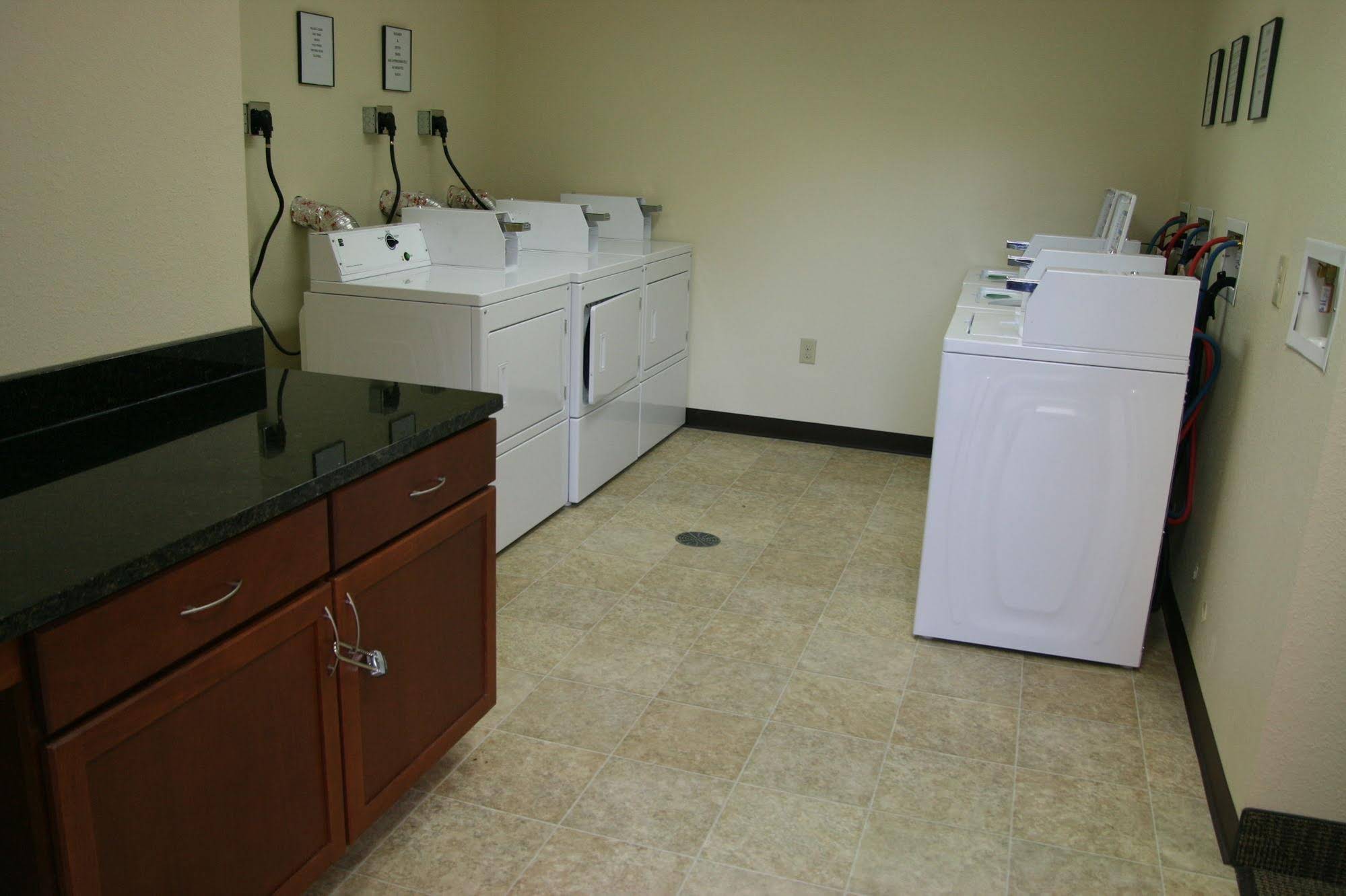 Affordable Suites Quantico, VA