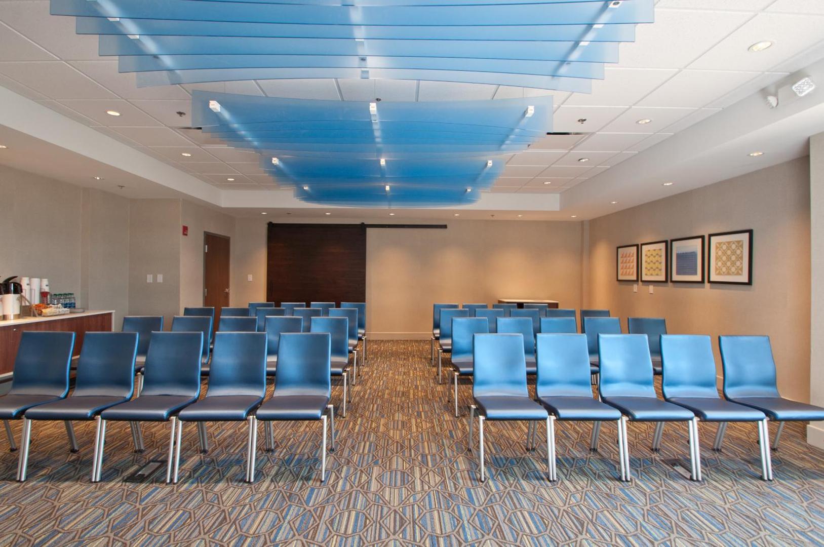 Holiday Inn Express Quantico - Stafford
