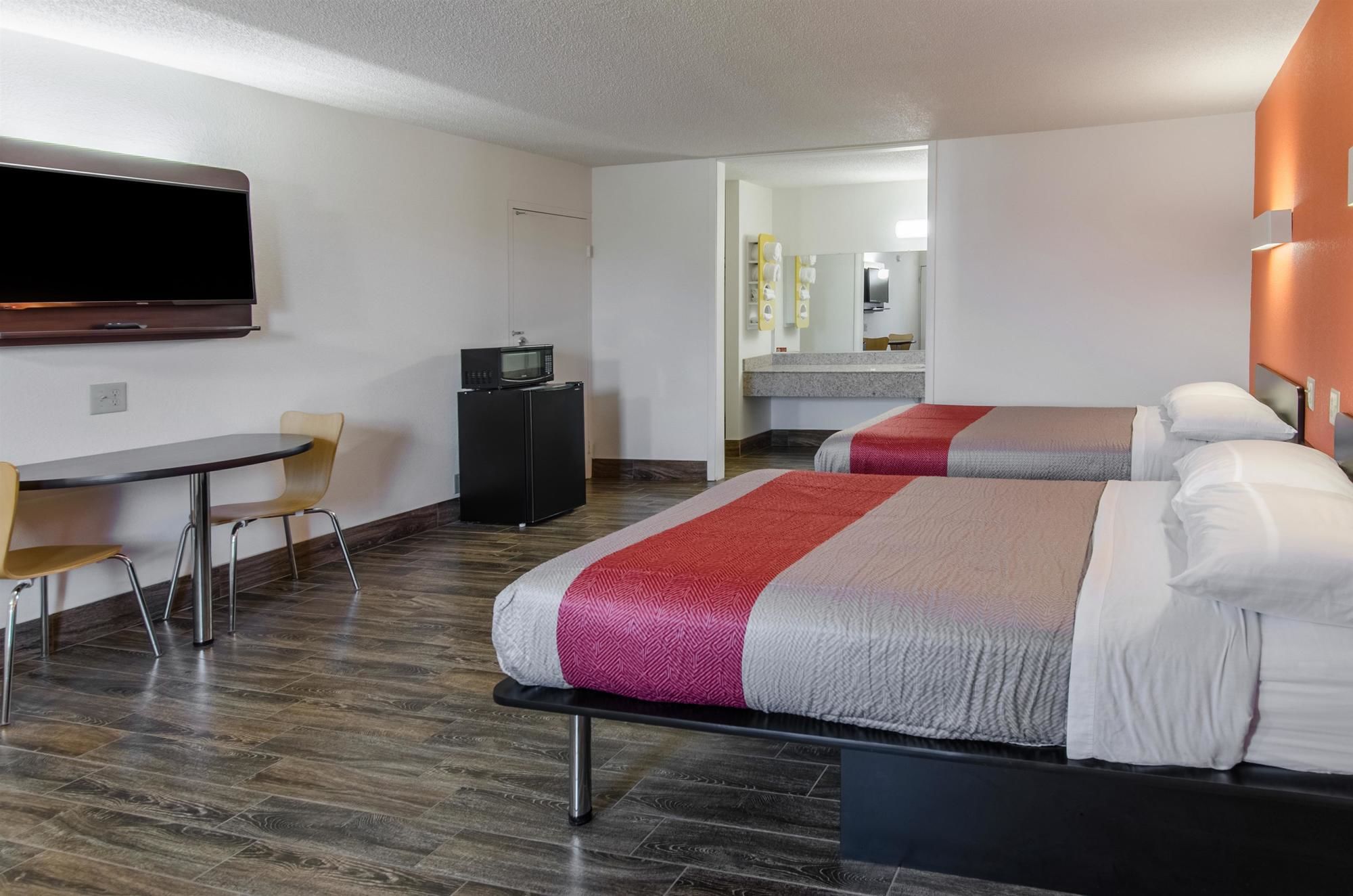 Motel 6