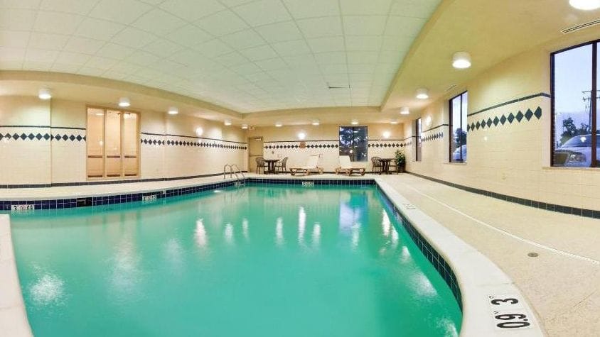Holiday Inn Express & Suites Tappahannock