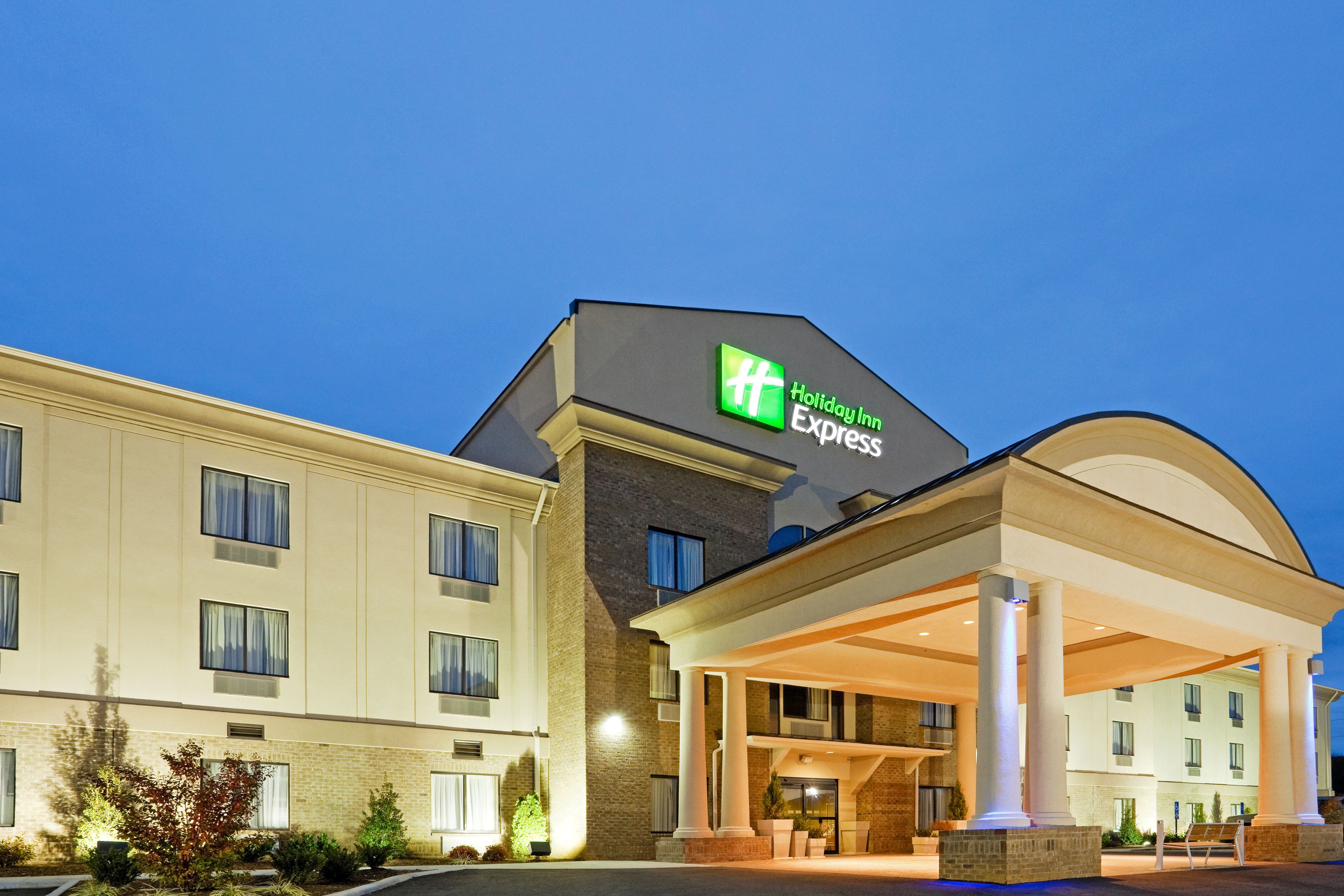 Holiday Inn Express Troutville - Roanoke North