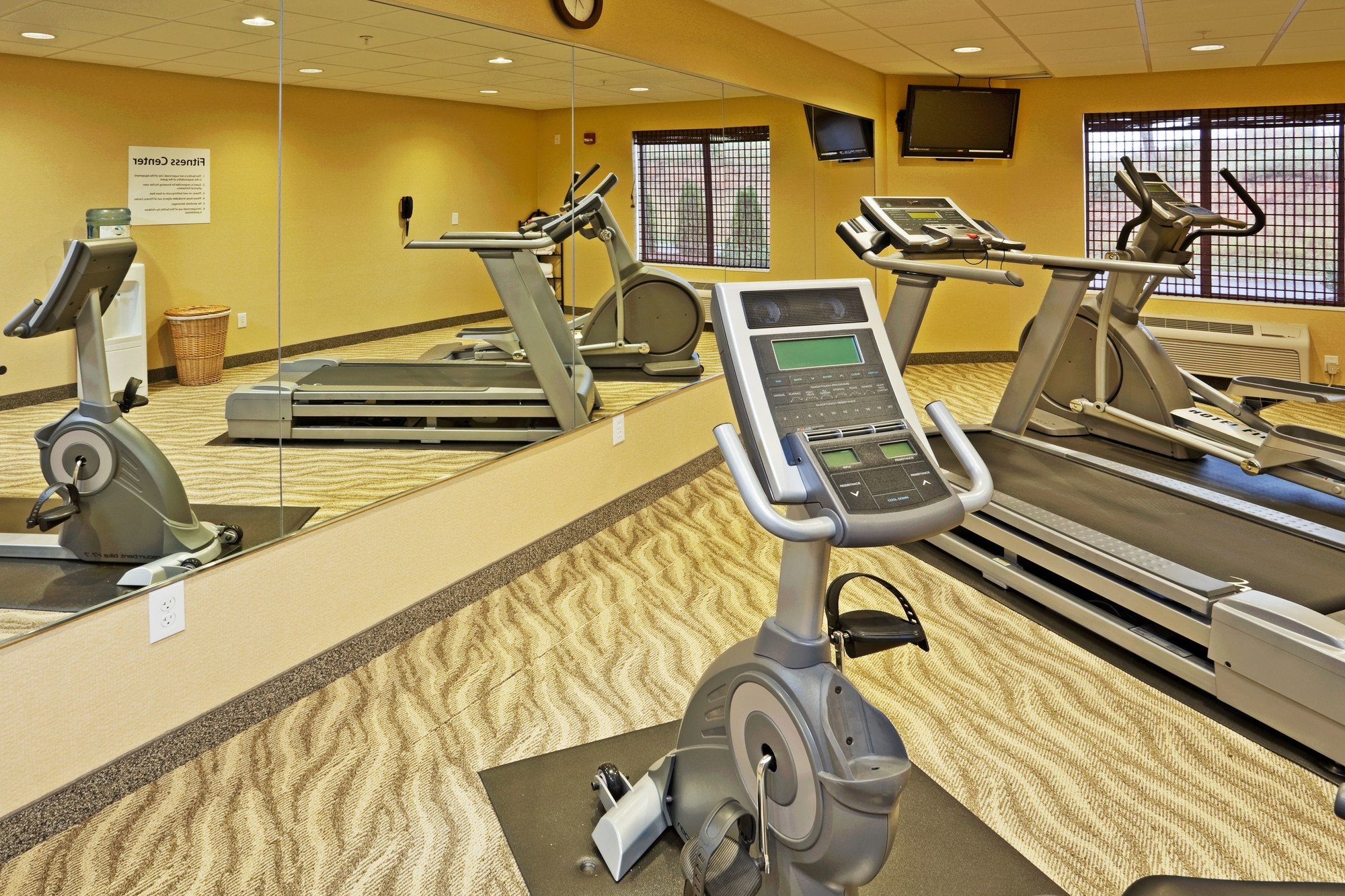 Holiday Inn Express Troutville - Roanoke North