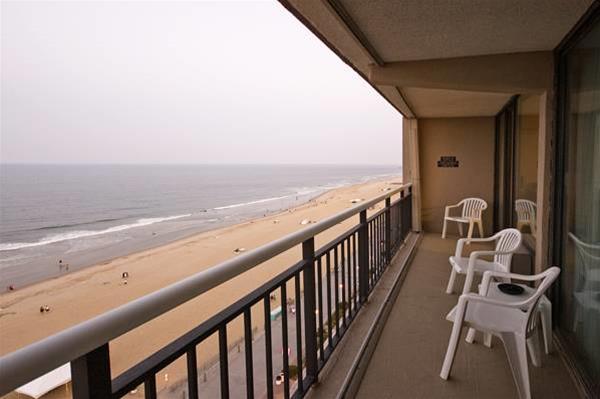 Four Sails Resort