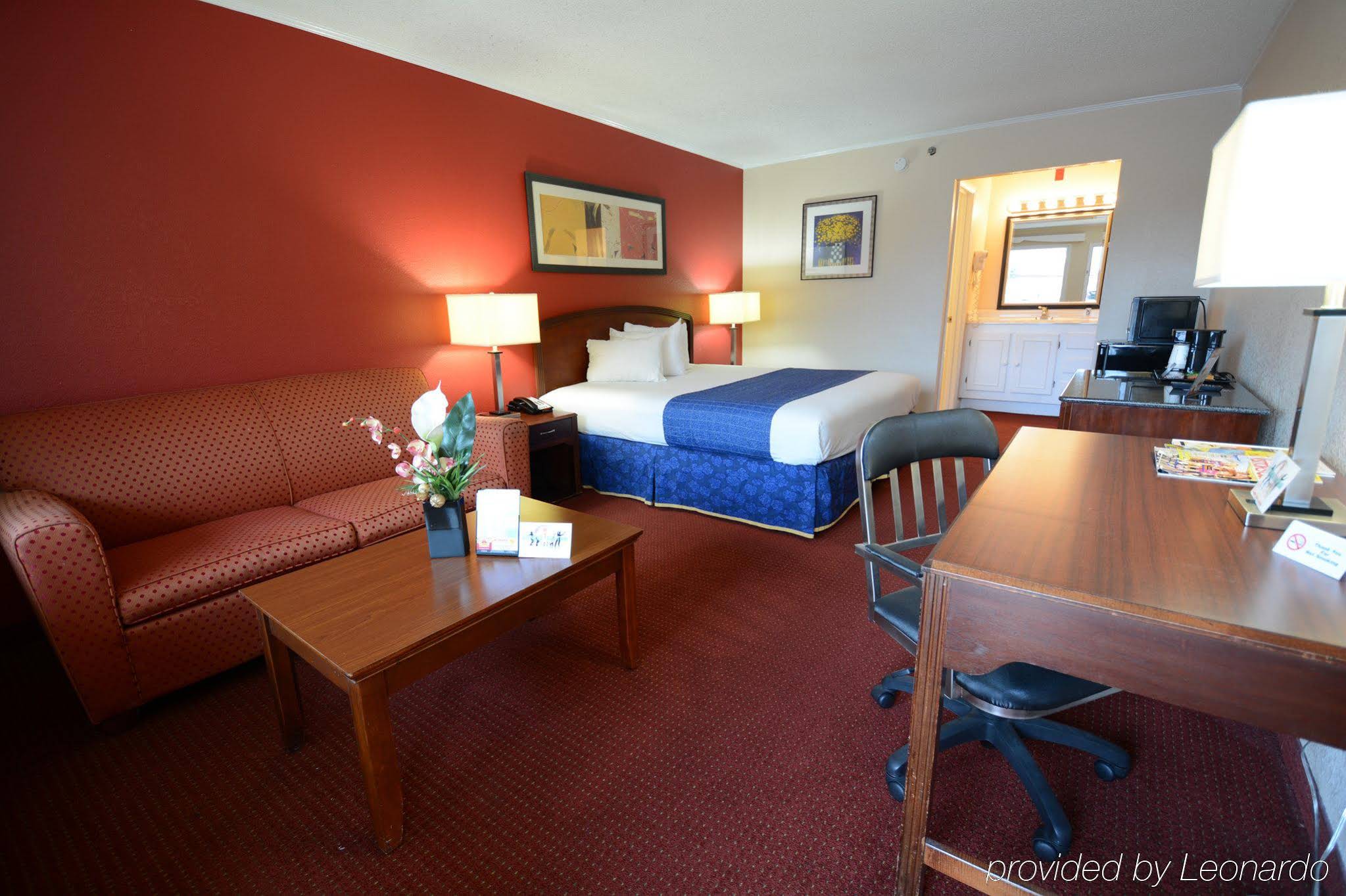 Magnuson Hotel Virginia Beach