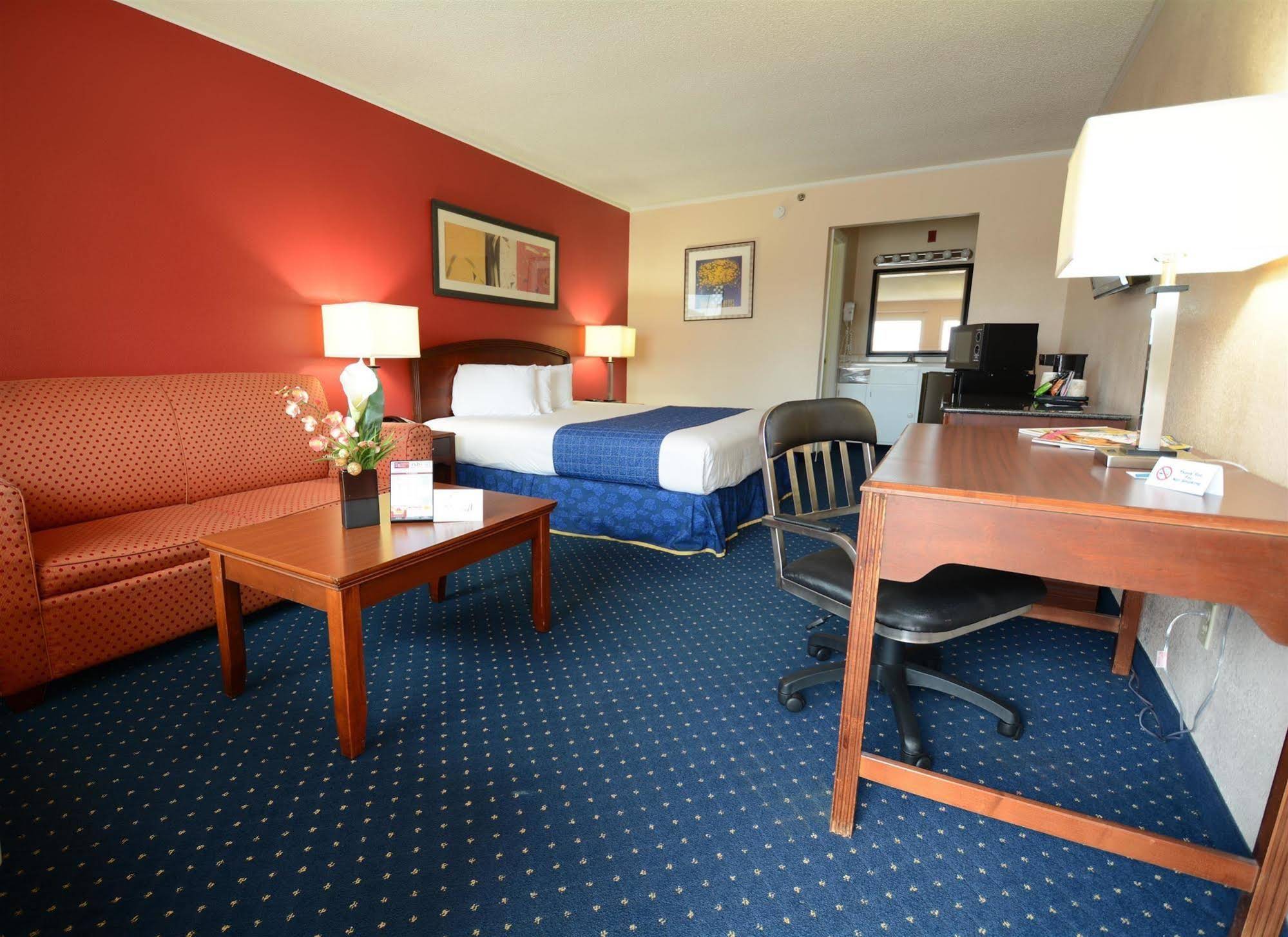 Magnuson Hotel Virginia Beach