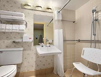 DoubleTree by Hilton Virginia Beach Oceanfront South