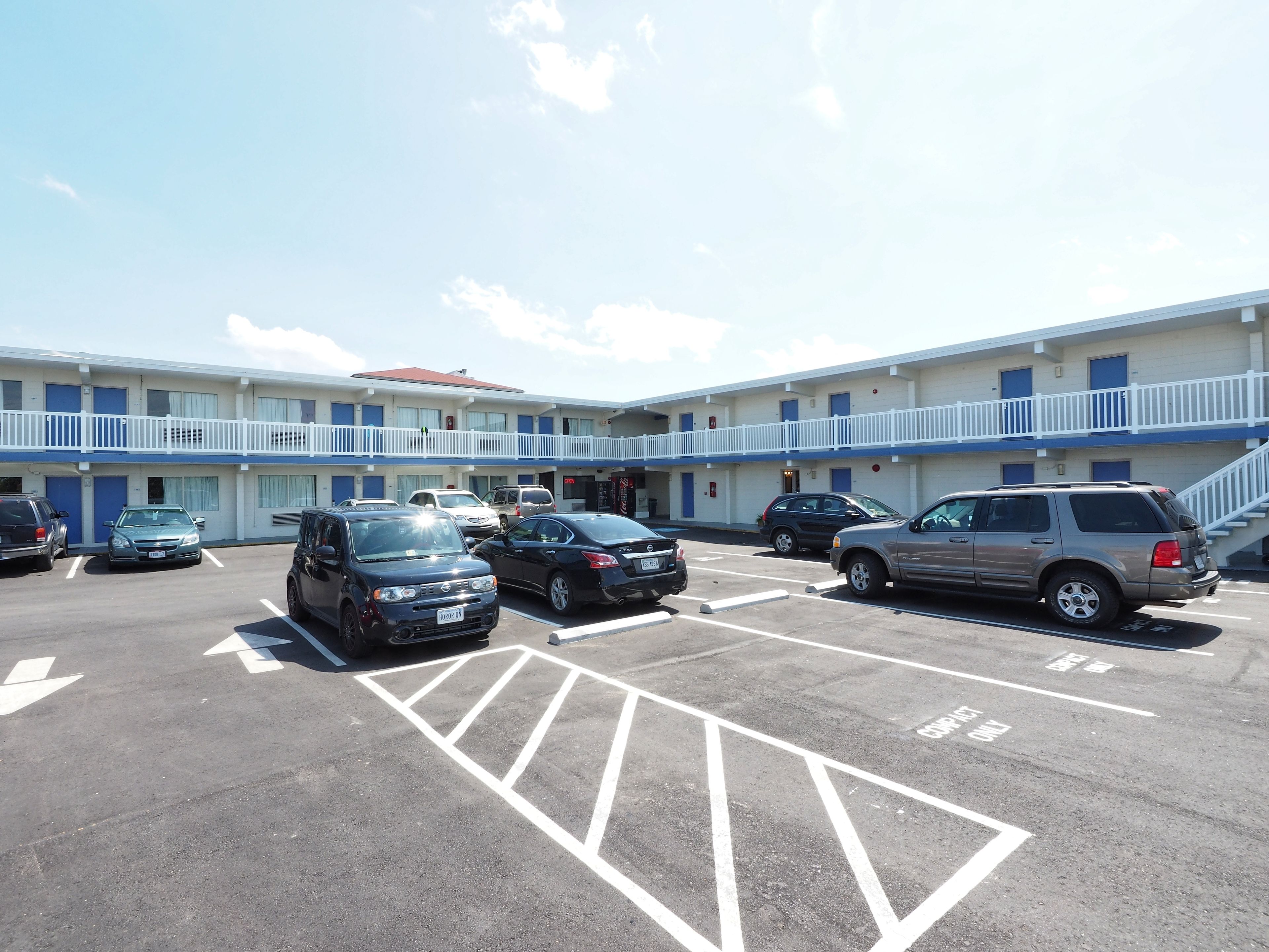 Seashire Inn & Suites