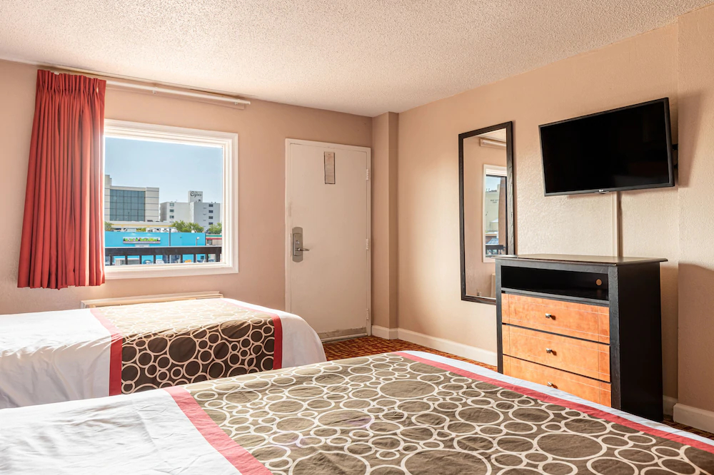 Sundial Inn Motel & Efficiency
