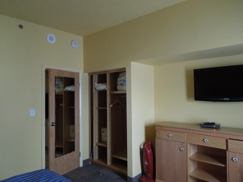 The Atrium Resort Virginia Beach