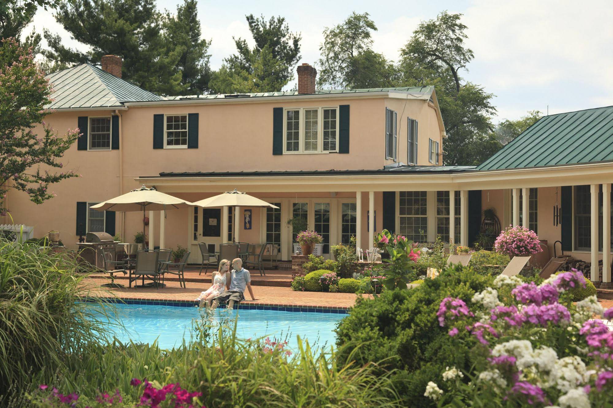L'Auberge Provencale Bed & Breakfast