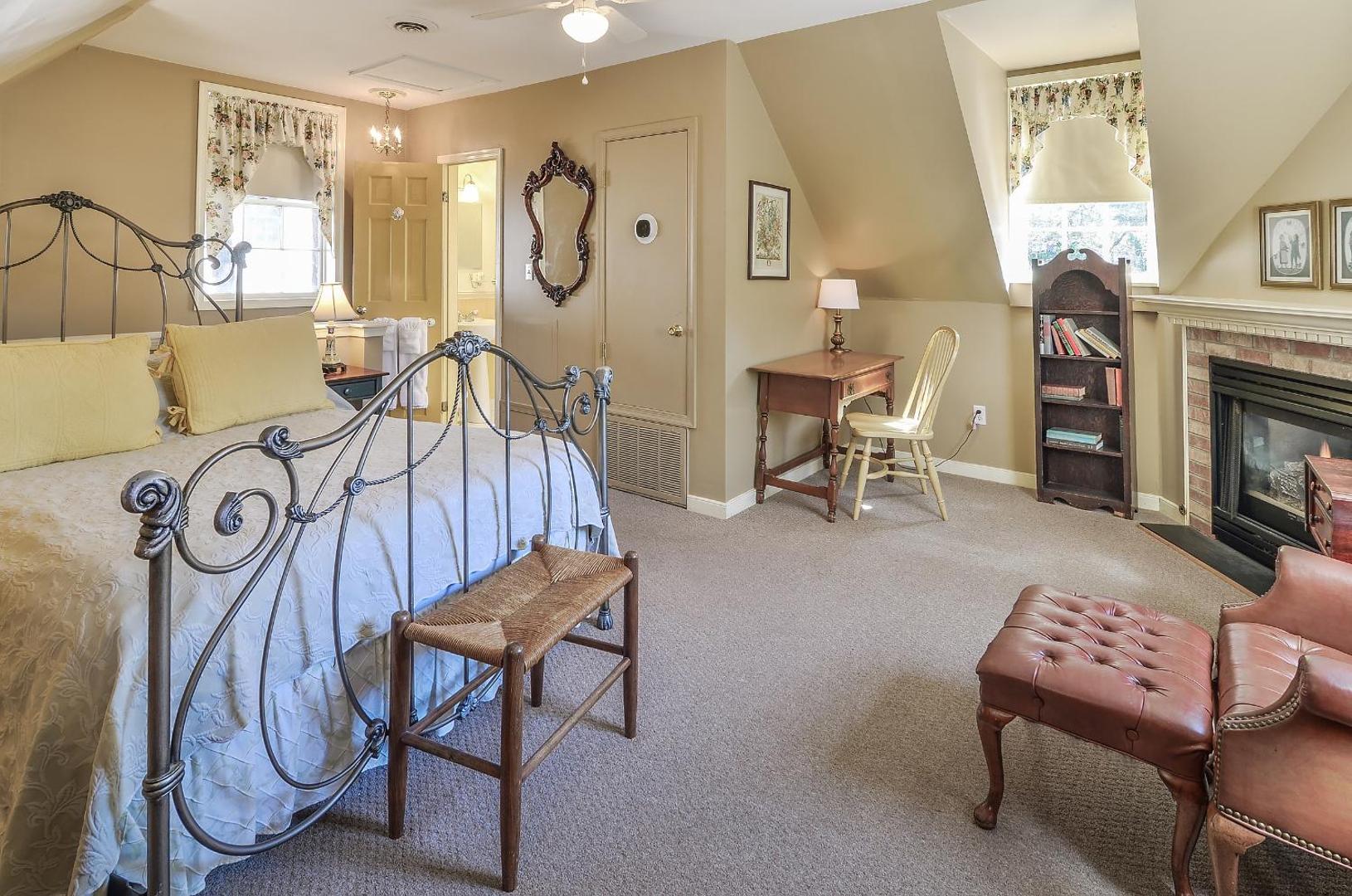 Cedars of Williamsburg Bed & Breakfast
