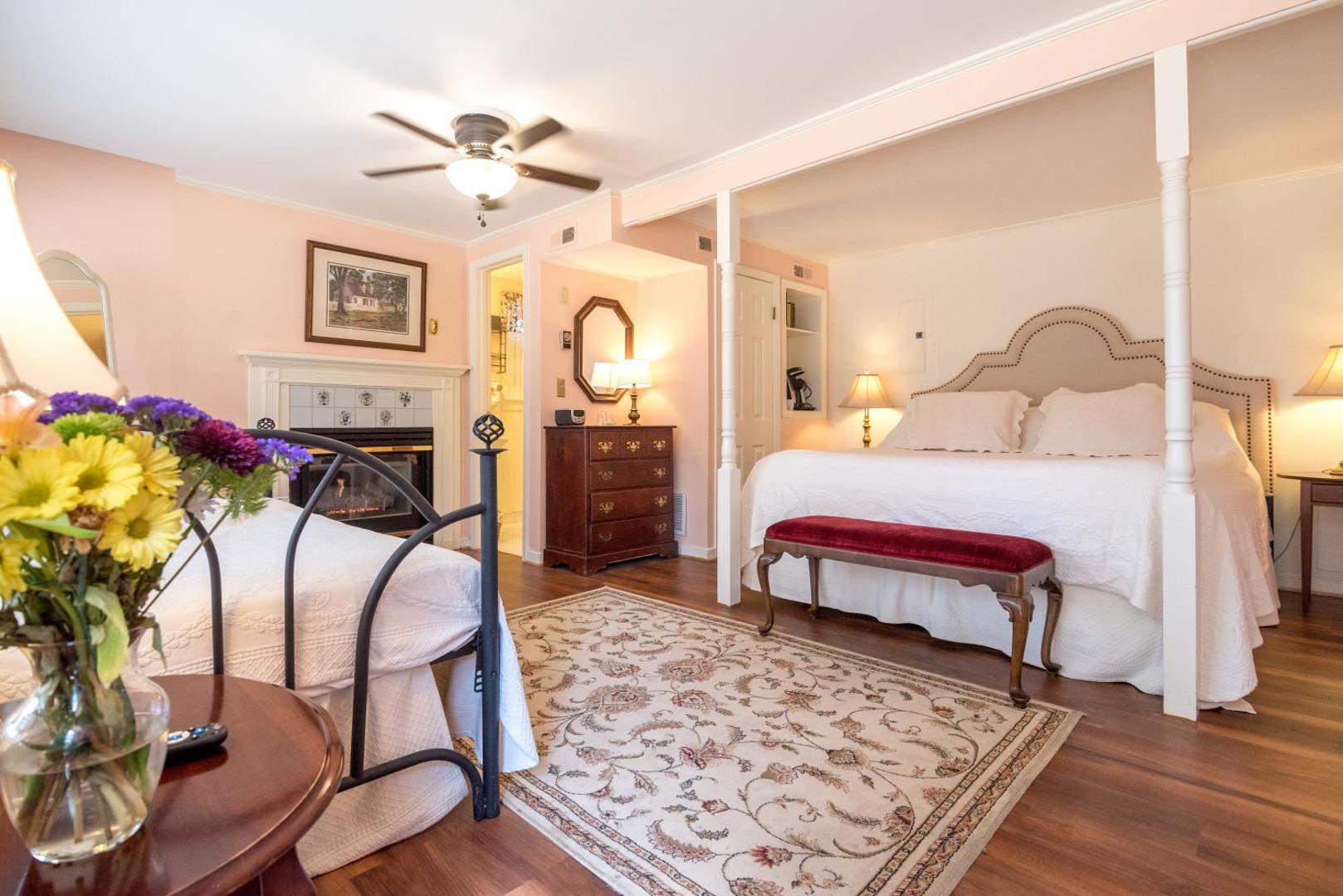 Cedars of Williamsburg Bed & Breakfast