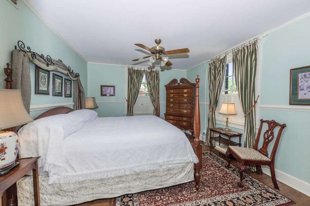 Cedars of Williamsburg Bed & Breakfast