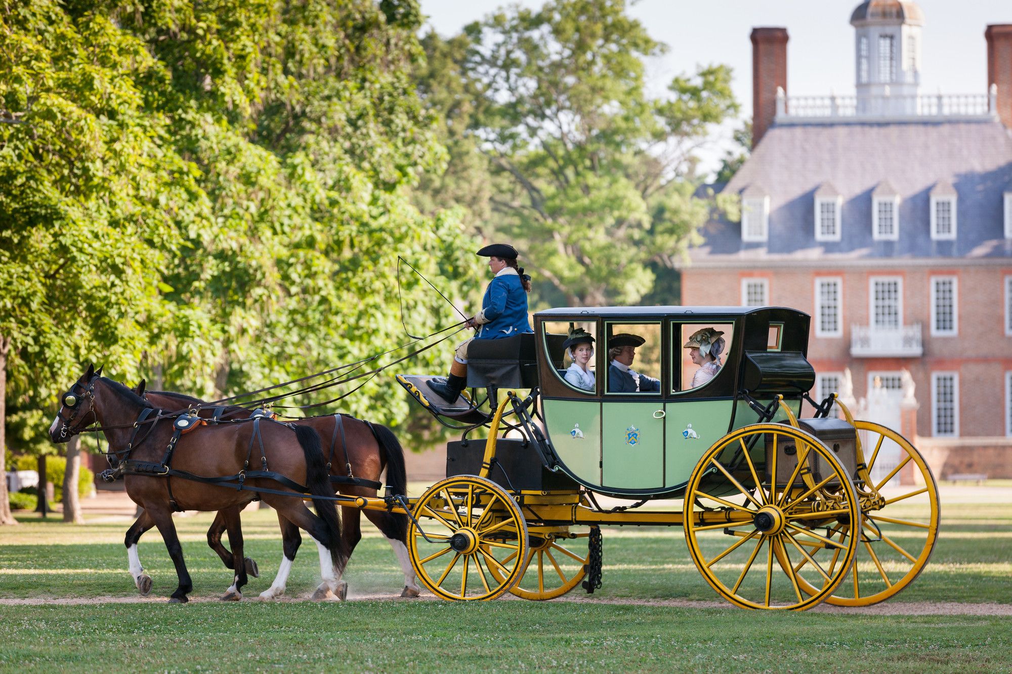 Colonial Houses, an official Colonial Williamsburg Hotel