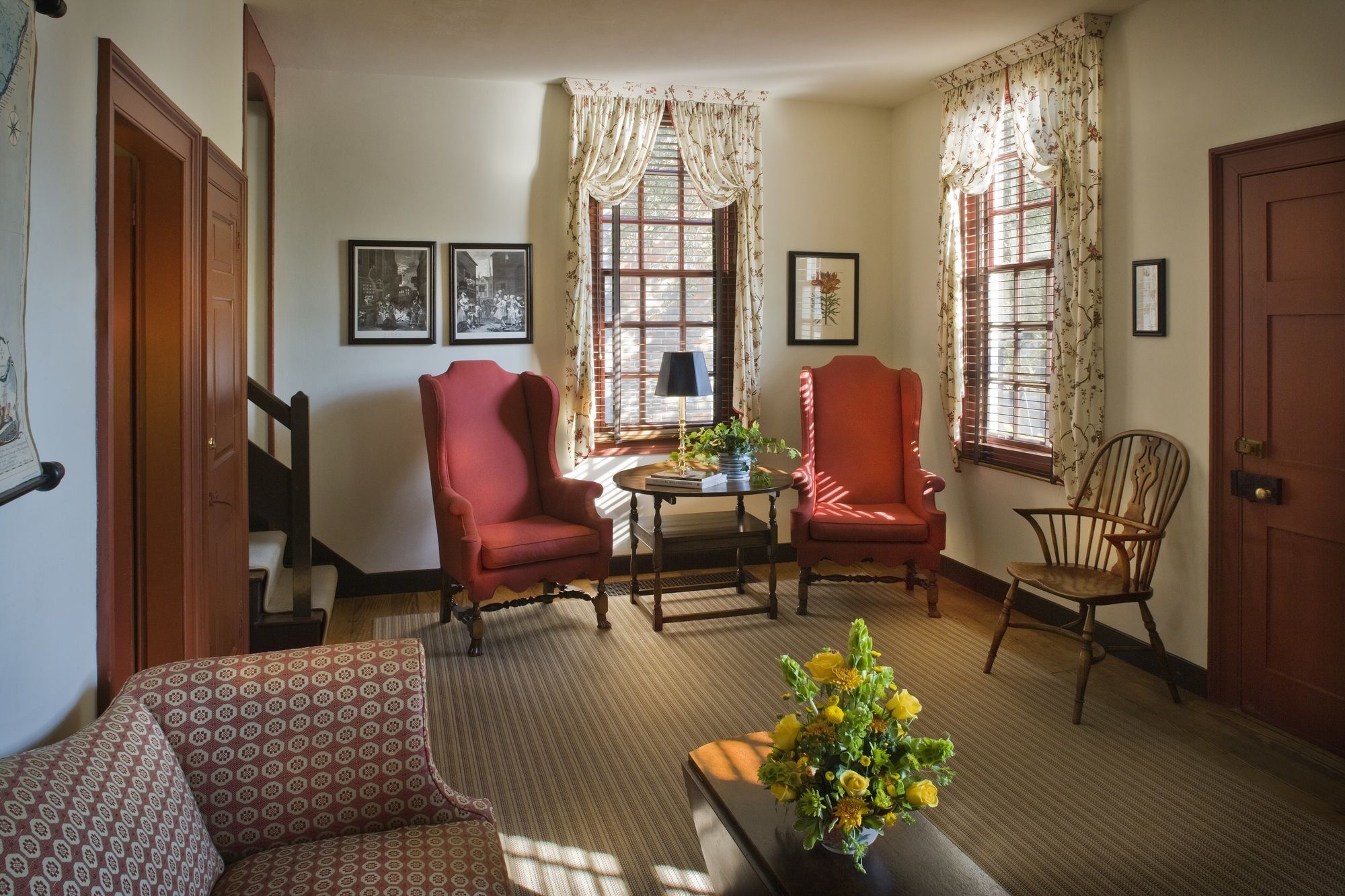 Colonial Houses, an official Colonial Williamsburg Hotel