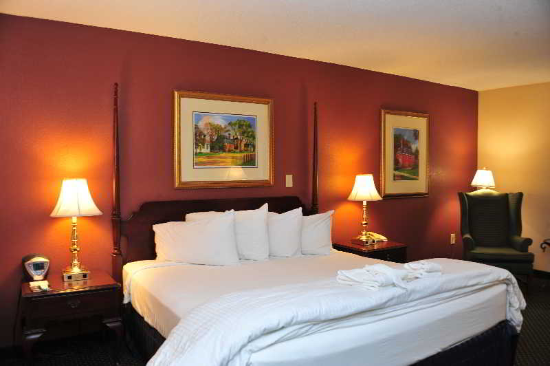 Fort Magruder Hotel, Trademark Collection by Wyndham