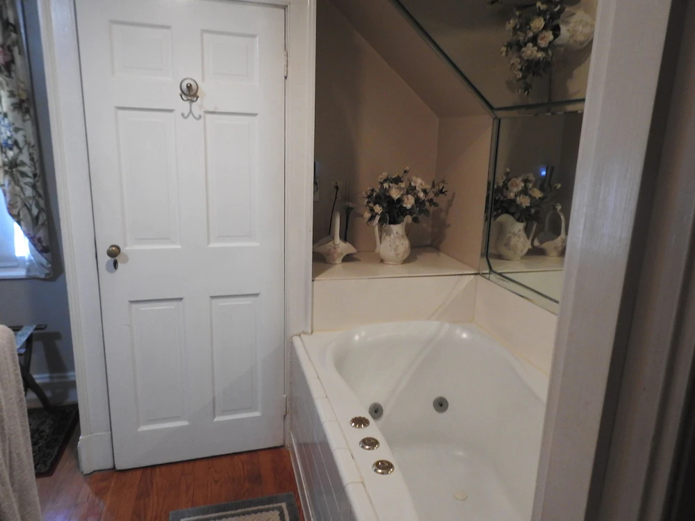 Magnolia Manor Bed and Breakfast Inn