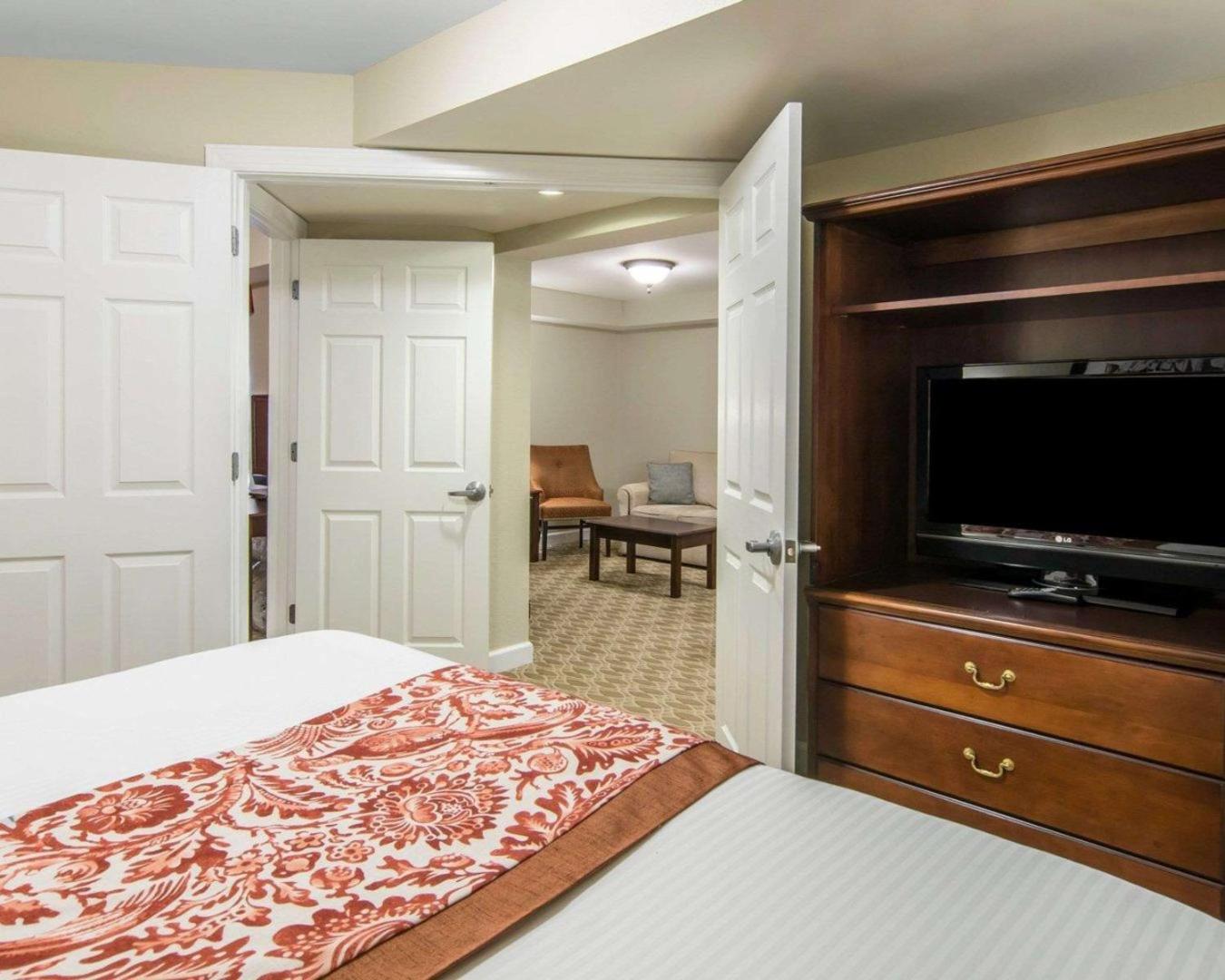 Bluegreen Vacations Patrick Henry Square, Ascend Resort Collection