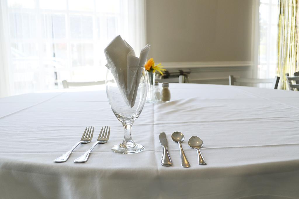 Rodeway Inn & Suites Williamsburg Central