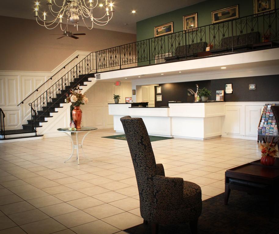 Rodeway Inn & Suites Williamsburg Central